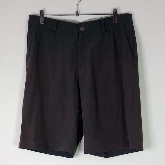 Adidas Charcoal Flat Front Breathable Men's Shorts Size 34 - Picture 1 of 11